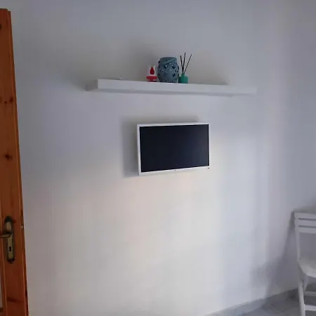 Di 70mq Arredato A 600m Dal Mare Appartement *