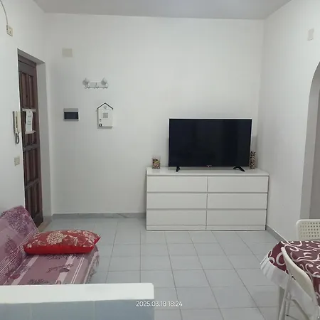 Apartment Di 70mq Arredato A 600m Dal Mare *