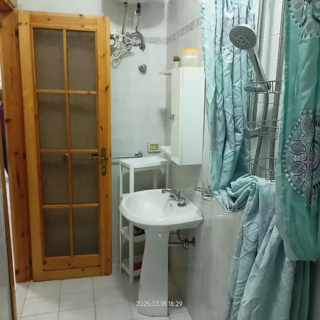 Di 70mq Arredato A 600m Dal Mare 아파트 *